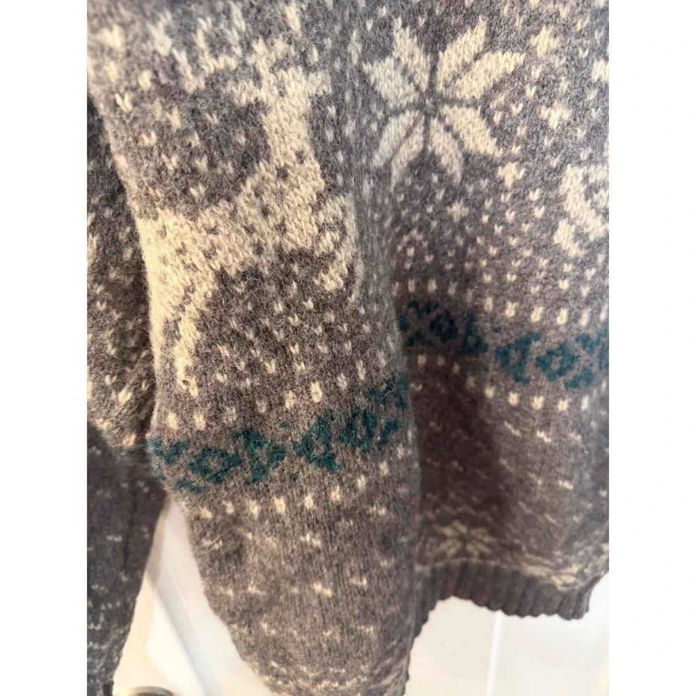 Vintage Alps Merrimac‎ Valley Mens Grey Reindeer Snowflake Fair Sweater M USA
